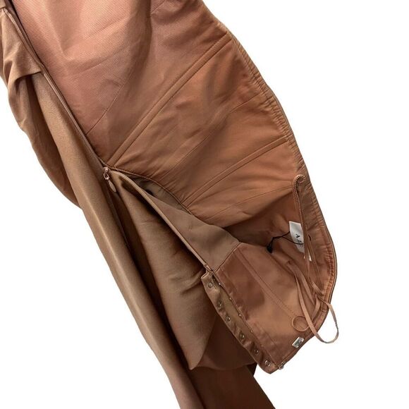 Welcome to my closet! - Picture 8 of 11